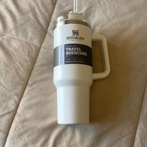 Stanley 40oz Quencher cup